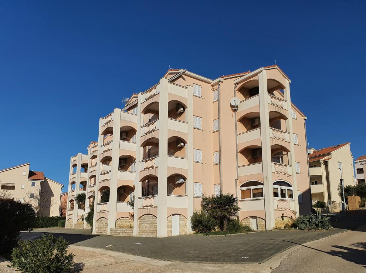 Apartments Coral نوفاليا المظهر الخارجي الصورة